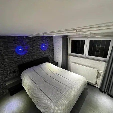 Les Hirondelles Апартаменты